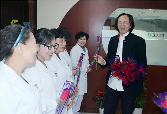 花开慈铭，因妳而精彩！